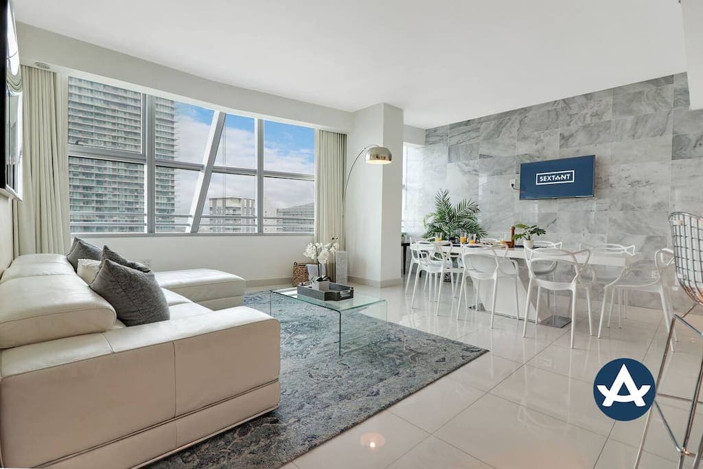 Sextant | Brickell Condo | 3 Bedroom at Conrad Hilton | 10 mins to South Beach