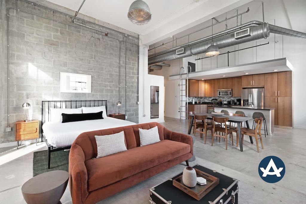 Sextant | Las Olas Loft #1 | Rooftop Pool + Hot Tub | 10 mins to Beach