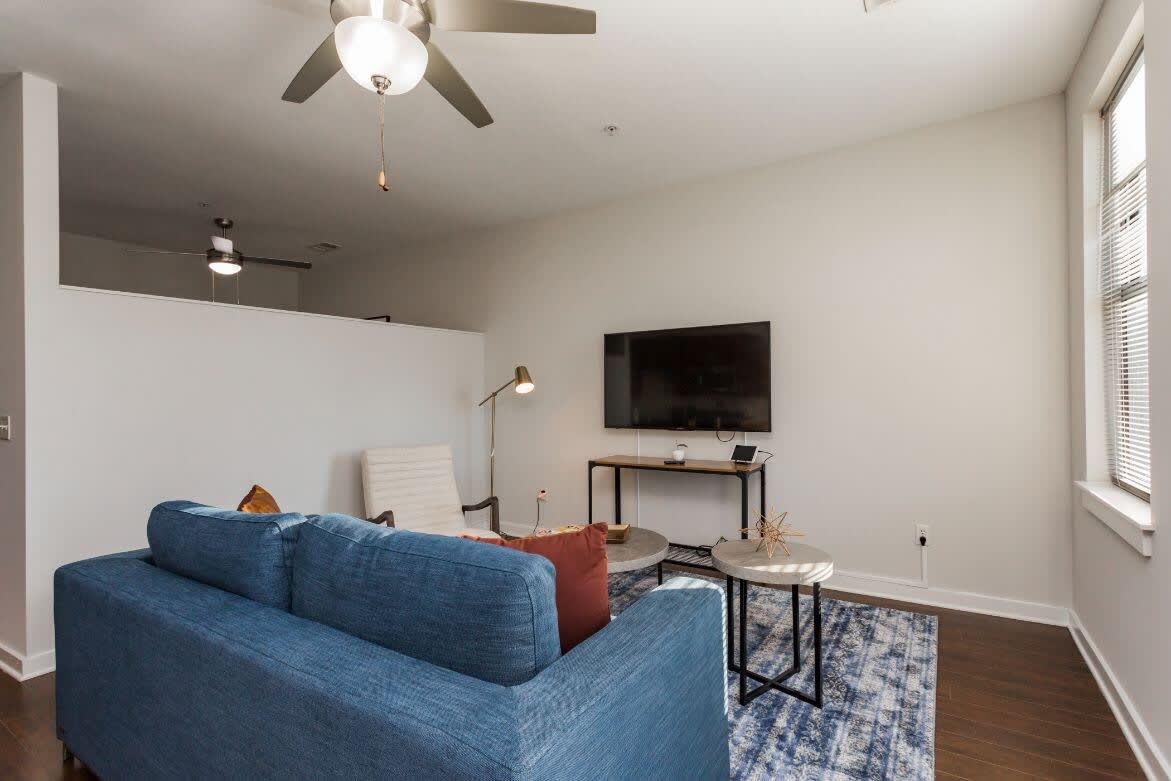CozySuites MusicRow Astonishing SDO free parking38