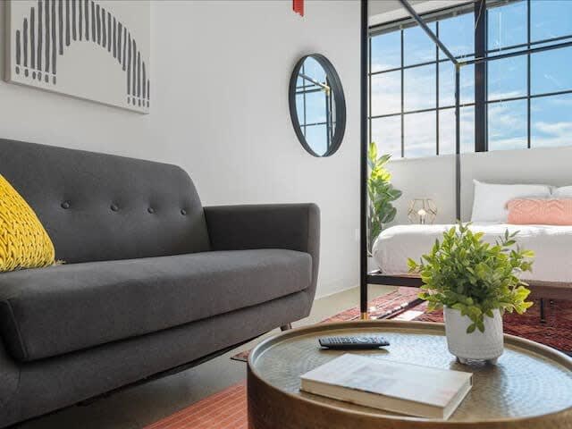 CozySuites Gorgeous SDO Downtown Pittsburgh