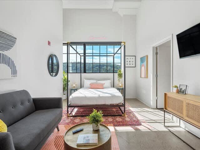 CozySuites Gorgeous SDO Downtown Pittsburgh