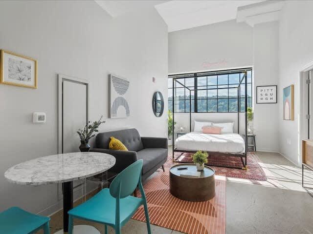 CozySuites Gorgeous SDO Downtown Pittsburgh