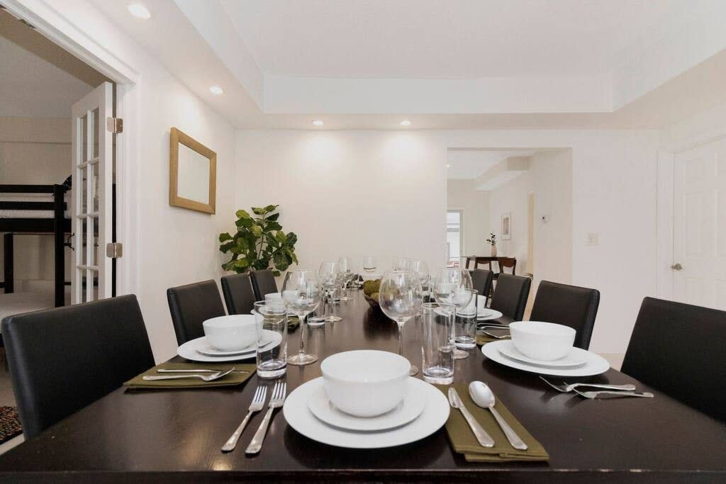 Roami at Downtown Retreat |Near South Beach w/Pool