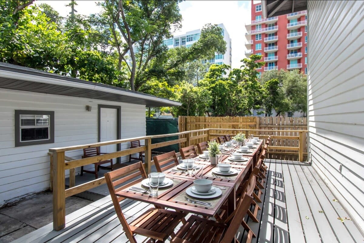 Roami at Downtown Retreat |Near South Beach w/Pool
