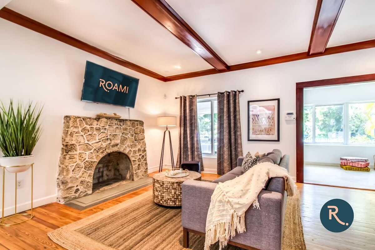 Roami at Villa Bella | Private Pool | 4 Bed Home