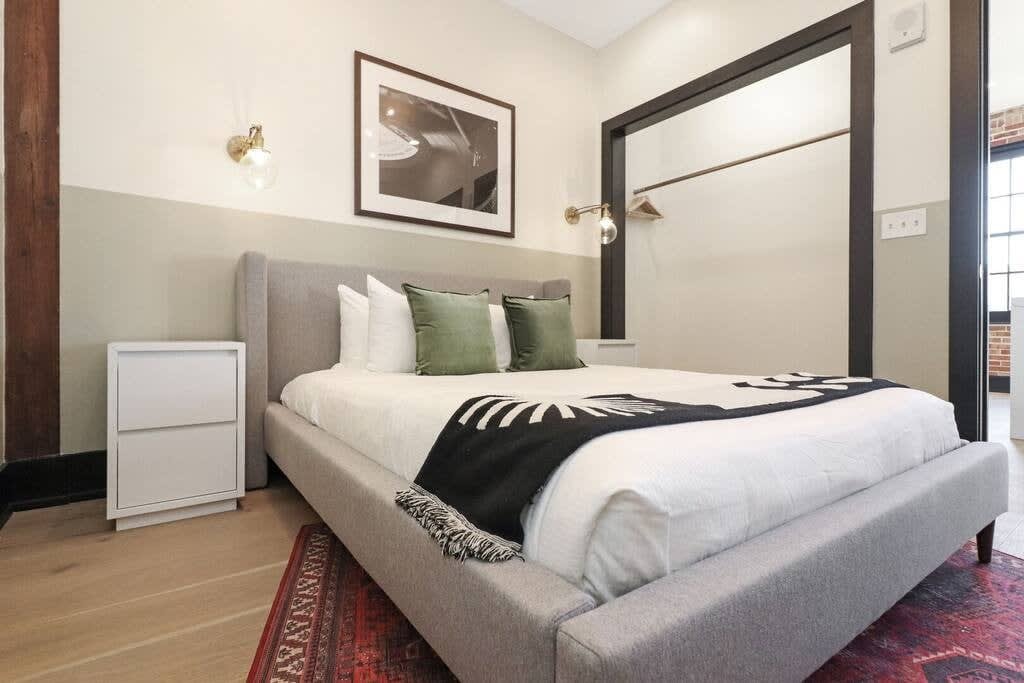 Roami at The Lola | Near Bourbon St. | 3 Bedroom