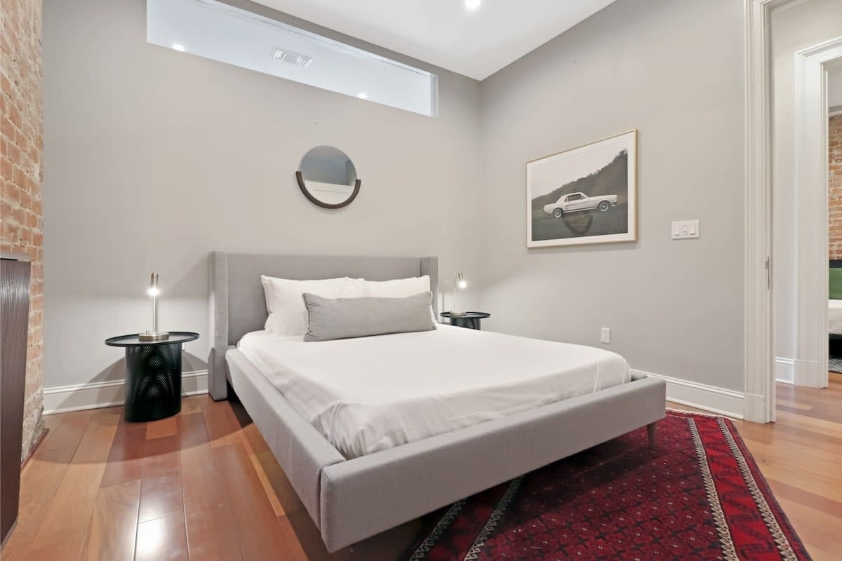 Roami at Factors Row | Near Superdome | 2 Bedroom