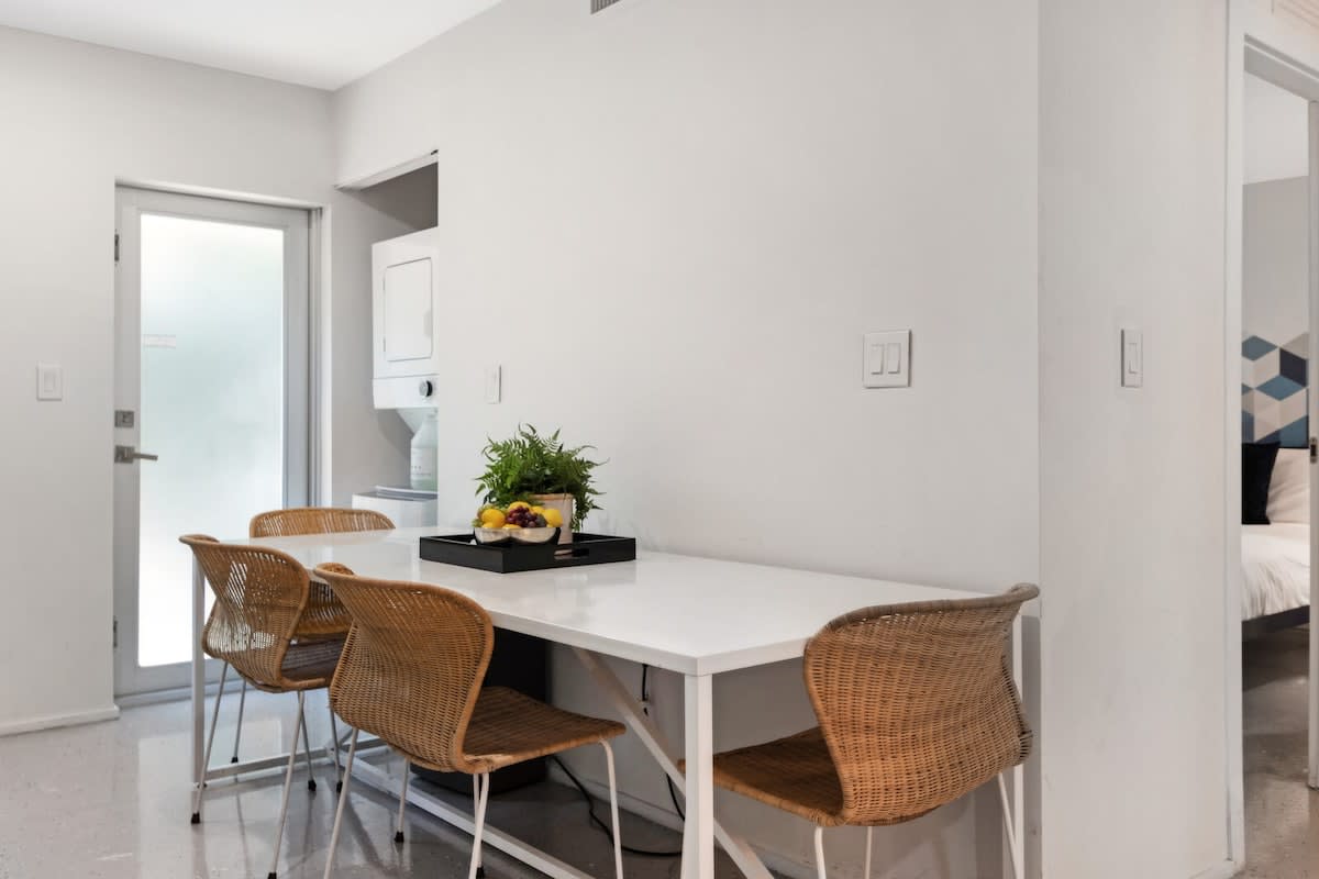 Roami at 250 Collins | Pool | Next to Beach | 2 Bed
