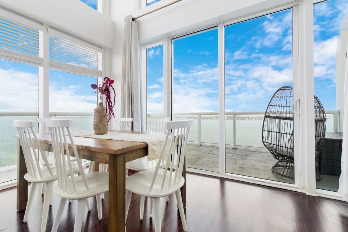 Roami at The Current | Group Friendly |4 Bed Combo