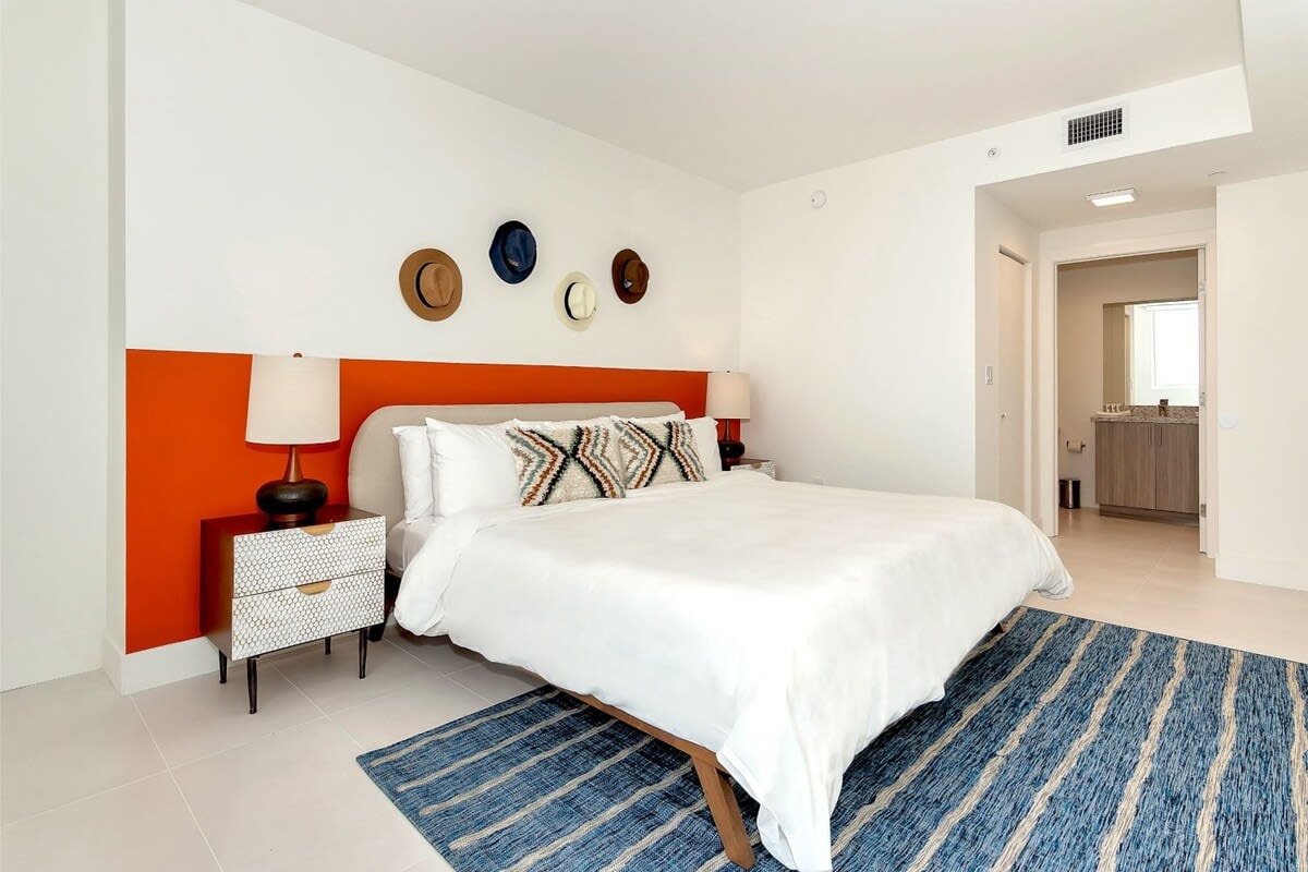 Roami at Grove 27 | Group Friendly | 3 Bed Combo