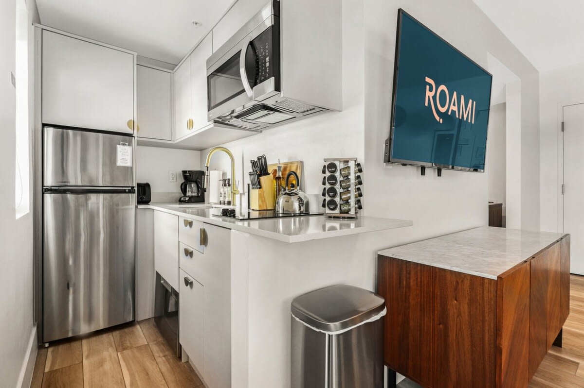 Roami at The Carmela | Group Friendly | 4 Bedroom
