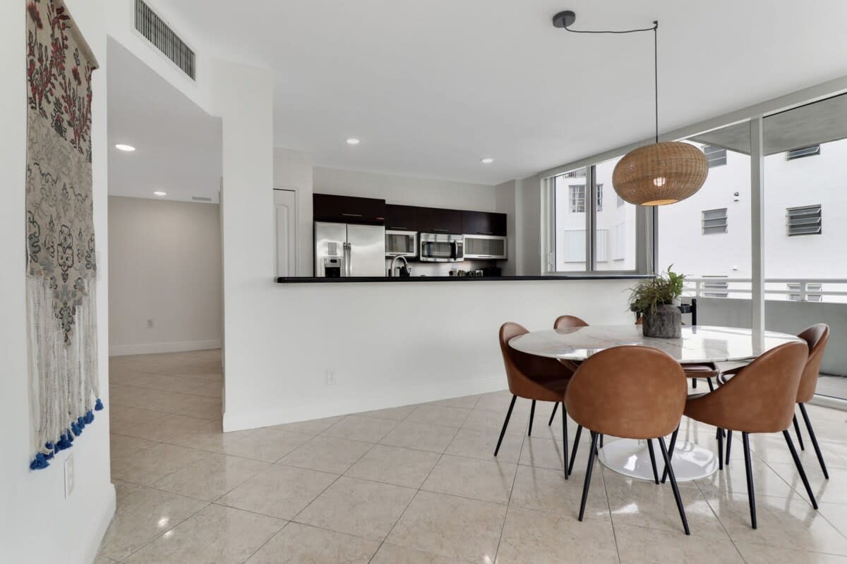 Roami at Sunny Isles | Rooftop Pool | 2 Bedroom
