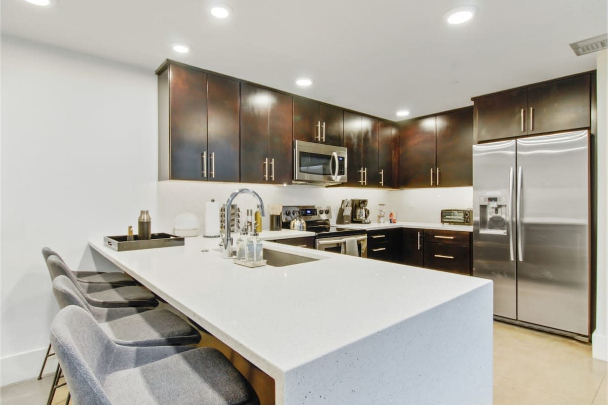 Roami at Motorworks | 2-Story |1 Bed | Superdome